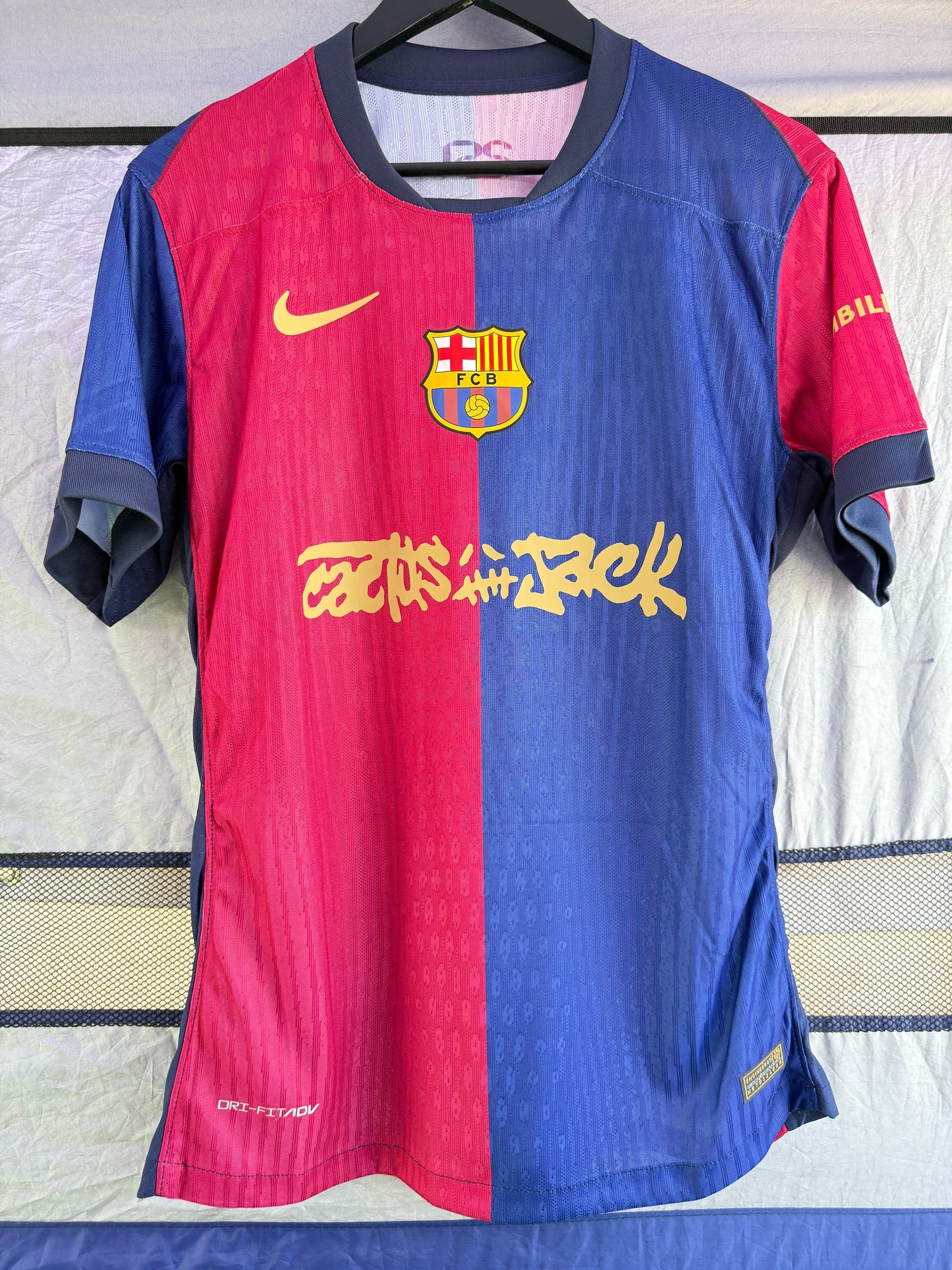 Barcelona 2024/25 Home Player Version - PEDRI 8